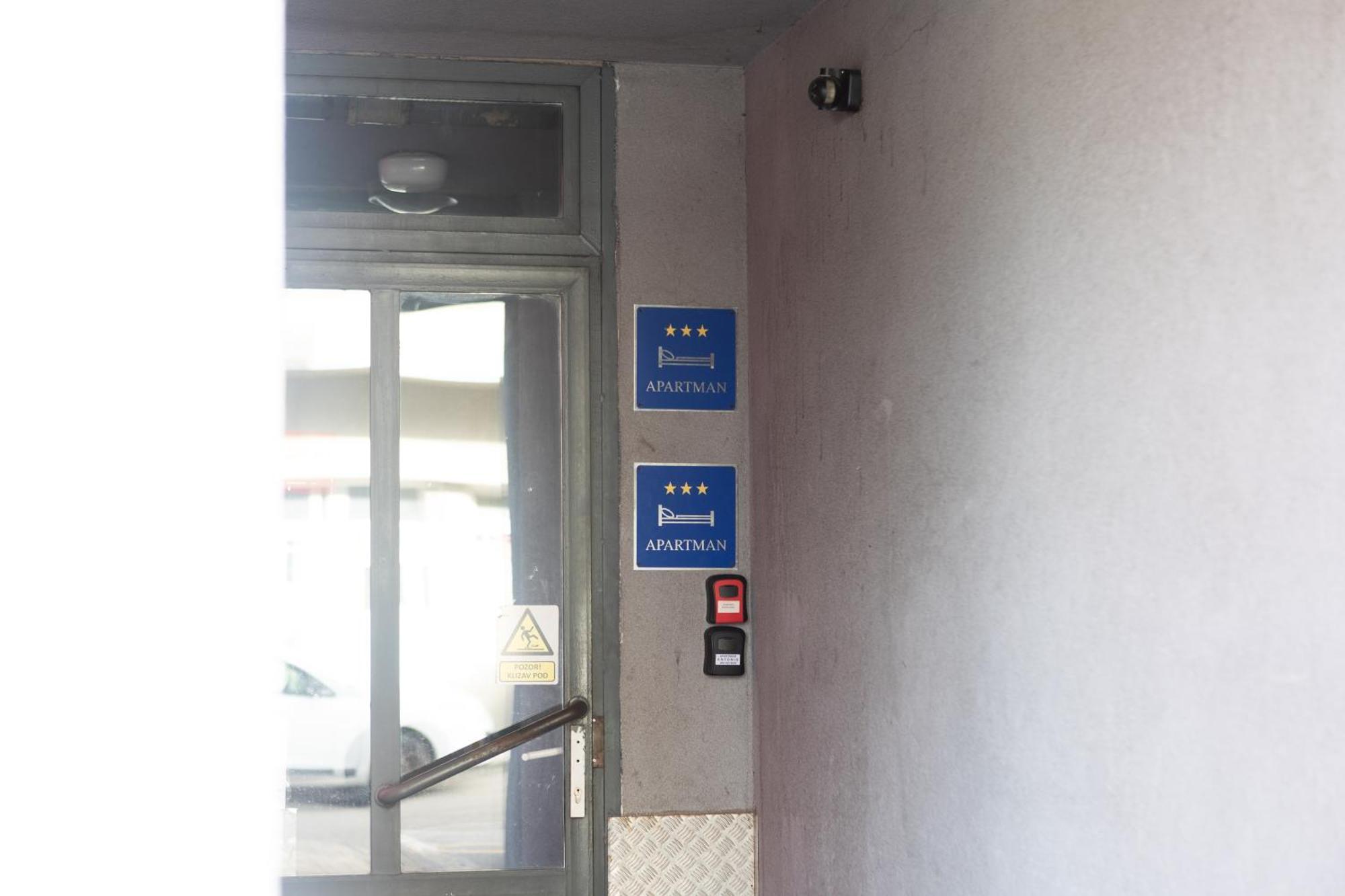 Apartman Antonio Gospić エクステリア 写真